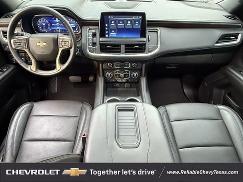 Used 2024 Chevrolet Tahoe High Country AWD/4WD image 12