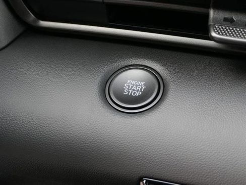 New 2025 Hyundai Elantra Sport image 16