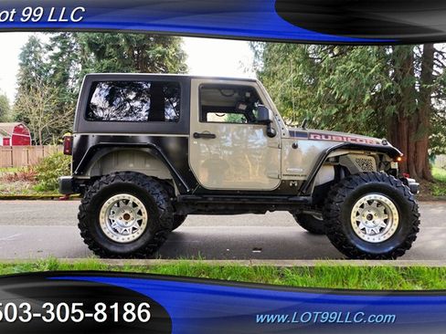 Used 2017 Jeep Wrangler Rubicon AWD/4WD image 8