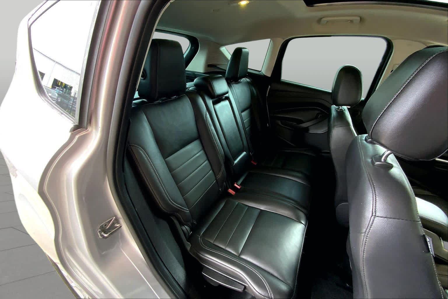 Used 2016 Ford C-MAX SEL w/ Equipment Group 302A FWD image 20