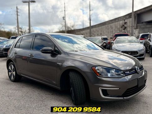 Used 2016 Volkswagen e-Golf SE FWD image 9