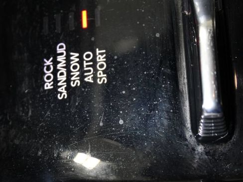 Used 2023 Jeep Wagoneer L Series III w/ Preferred Equipment Group AWD/4WD image 58