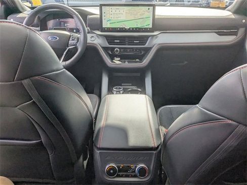Used 2025 Ford Explorer ST image 22