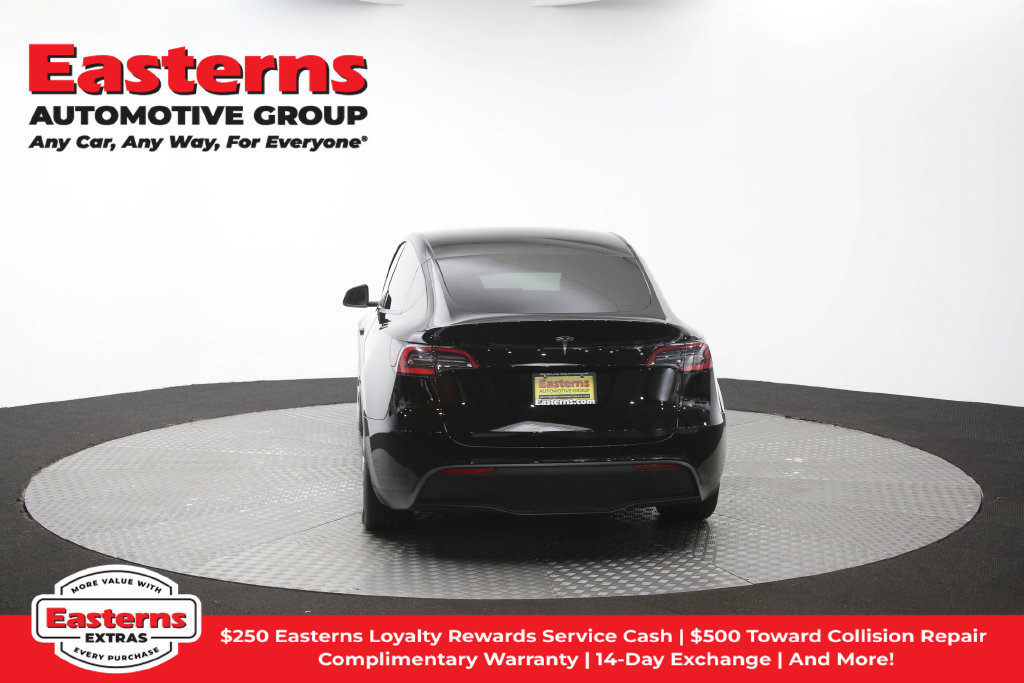 Used 2021 Tesla Model Y Long Range AWD/4WD image 34
