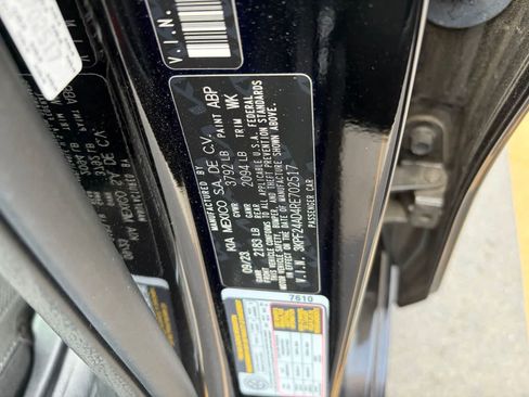 Used 2024 Kia Forte LXS FWD image 7