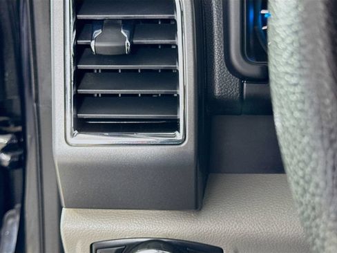 Used 2016 Ford F150 XLT w/ Equipment Group 301A Mid AWD/4WD image 12