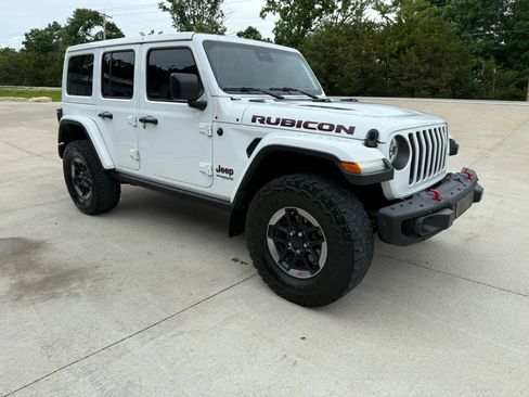 Used 2019 Jeep Wrangler Unlimited Rubicon image 3