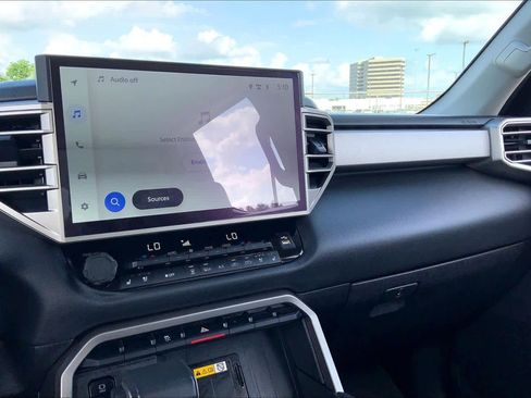 Used 2024 Toyota Tundra Limited w/ Power Package image 35