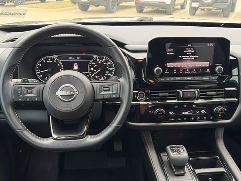 Used 2023 Nissan Pathfinder Rock Creek image 13