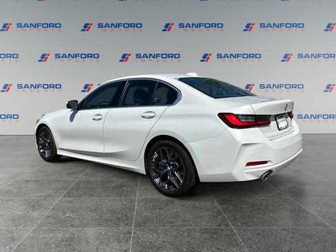 Used 2025 BMW 330i Sedan RWD image 3