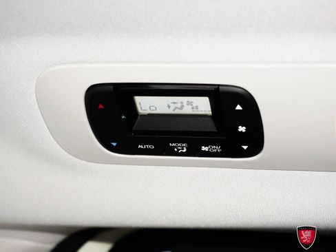 Used 2025 Honda Odyssey Elite image 44