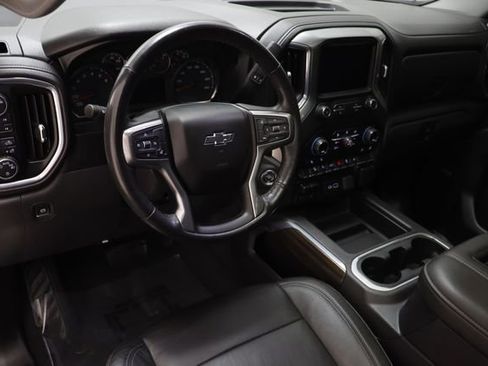 Used 2020 Chevrolet Silverado 1500 LT Trail Boss image 8