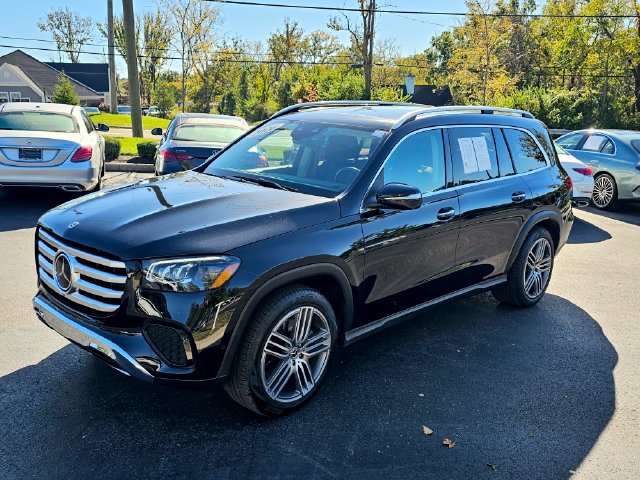 Certified 2026 Mercedes-Benz GLS 450 4MATIC image 4