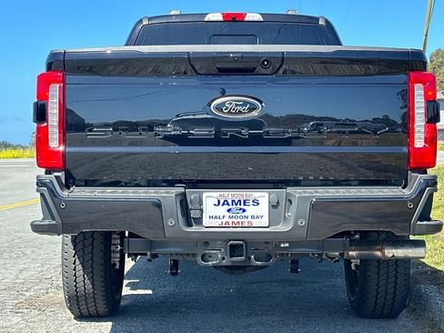 New 2025 Ford F250 Lariat w/ Lariat Ultimate Package AWD/4WD image 4