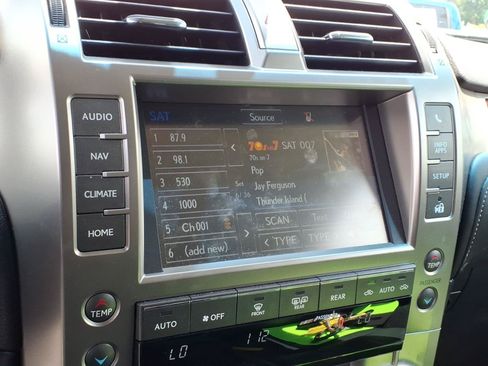 Used 2018 Lexus GX 460 Premium w/ Premium Package AWD/4WD image 11