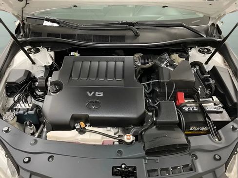 Used 2017 Toyota Camry XSE w/ Advanced Technology Package FWD image 15