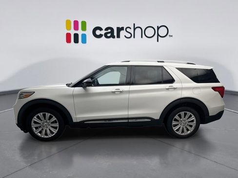 Used 2022 Ford Explorer Limited w/ Equipment Group 301A AWD/4WD image 2