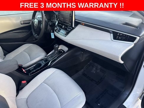 Used 2022 Toyota Corolla LE FWD image 28