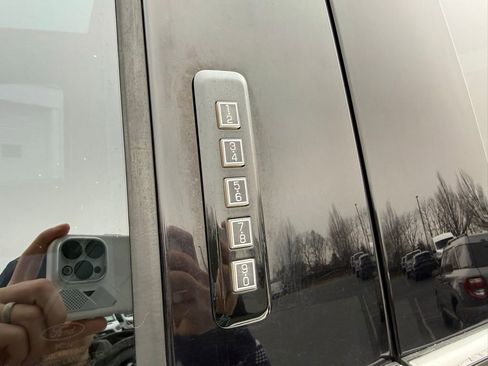 Used 2017 Ford F350 King Ranch w/ King Ranch Ultimate Package image 14