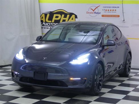 Used 2021 Tesla Model Y Performance image 2