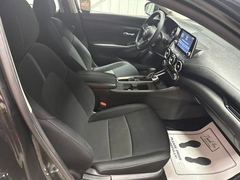 Used 2024 Nissan Sentra SV FWD image 23