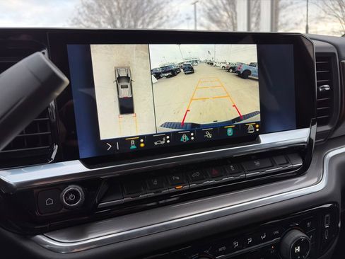 Used 2025 Chevrolet Silverado 3500 High Country image 31