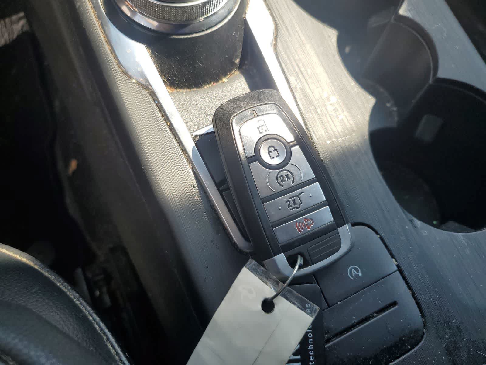 Used 2021 Ford Escape SEL w/ Technology Package FWD image 26