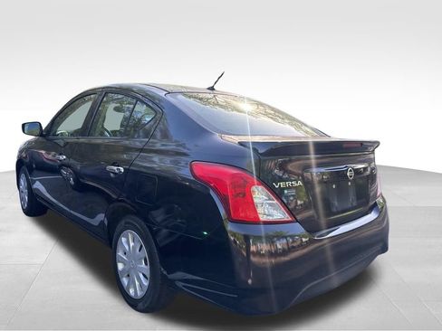 Used 2019 Nissan Versa SV FWD image 13