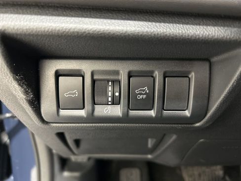 Used 2023 Subaru Outback Touring w/ Popular Package #2 image 14