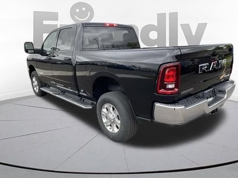 Used 2025 RAM 2500 Big Horn AWD/4WD image 3