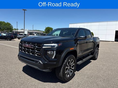 Used 2024 GMC Canyon AT4 w/ Canyon Safety Plus Package AWD/4WD image 4
