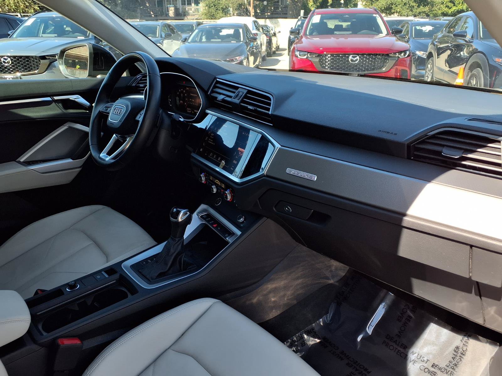 Used 2024 Audi Q3 2.0T Premium Plus w/ Premium Plus Package AWD/4WD image 23