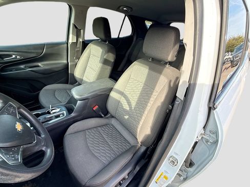 Used 2020 Chevrolet Equinox LT FWD image 19