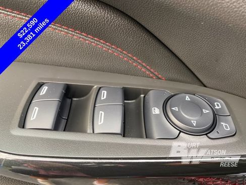 Used 2025 Chevrolet Trax RS w/ Driver Confidence Package FWD image 14