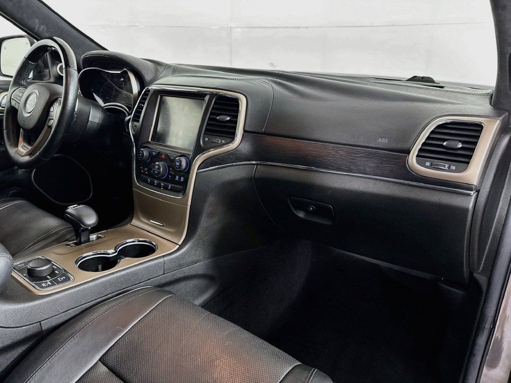 Used 2014 Jeep Grand Cherokee Summit AWD/4WD image 36