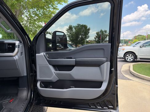 Used 2023 Ford F250 XLT AWD/4WD image 16