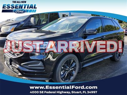 Used 2024 Ford Edge SE w/ Black Appearance Package