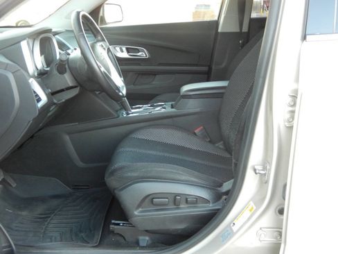 Used 2014 Chevrolet Equinox LT w/ Driver Convenience Package image 27