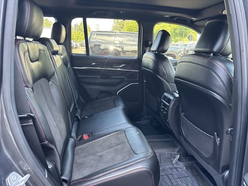 Certified 2022 Jeep Grand Cherokee Trailhawk w/ ADV Protech Group II AWD/4WD image 6