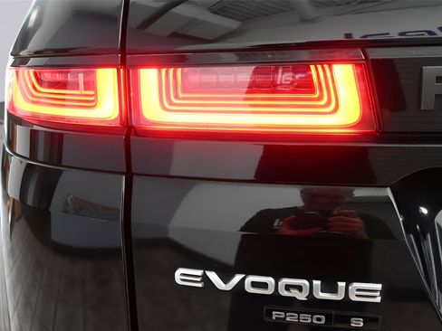 Used 2020 Land Rover Range Rover Evoque S AWD/4WD image 36