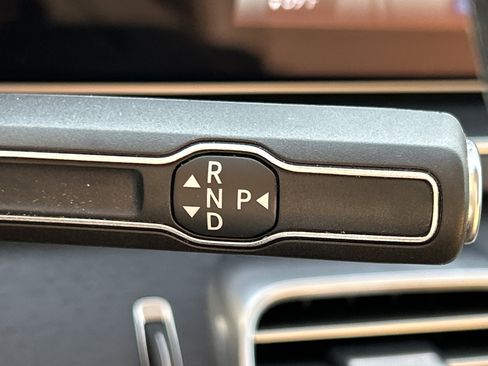 Certified 2024 Mercedes-Benz GLS 450 4MATIC image 31