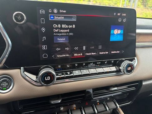 Certified 2025 GMC Canyon Denali AWD/4WD image 20