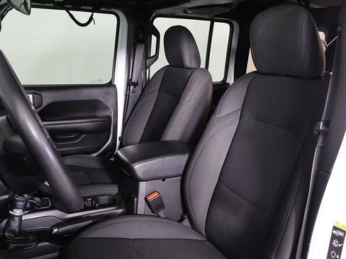 Used 2021 Jeep Wrangler Unlimited Sport image 24