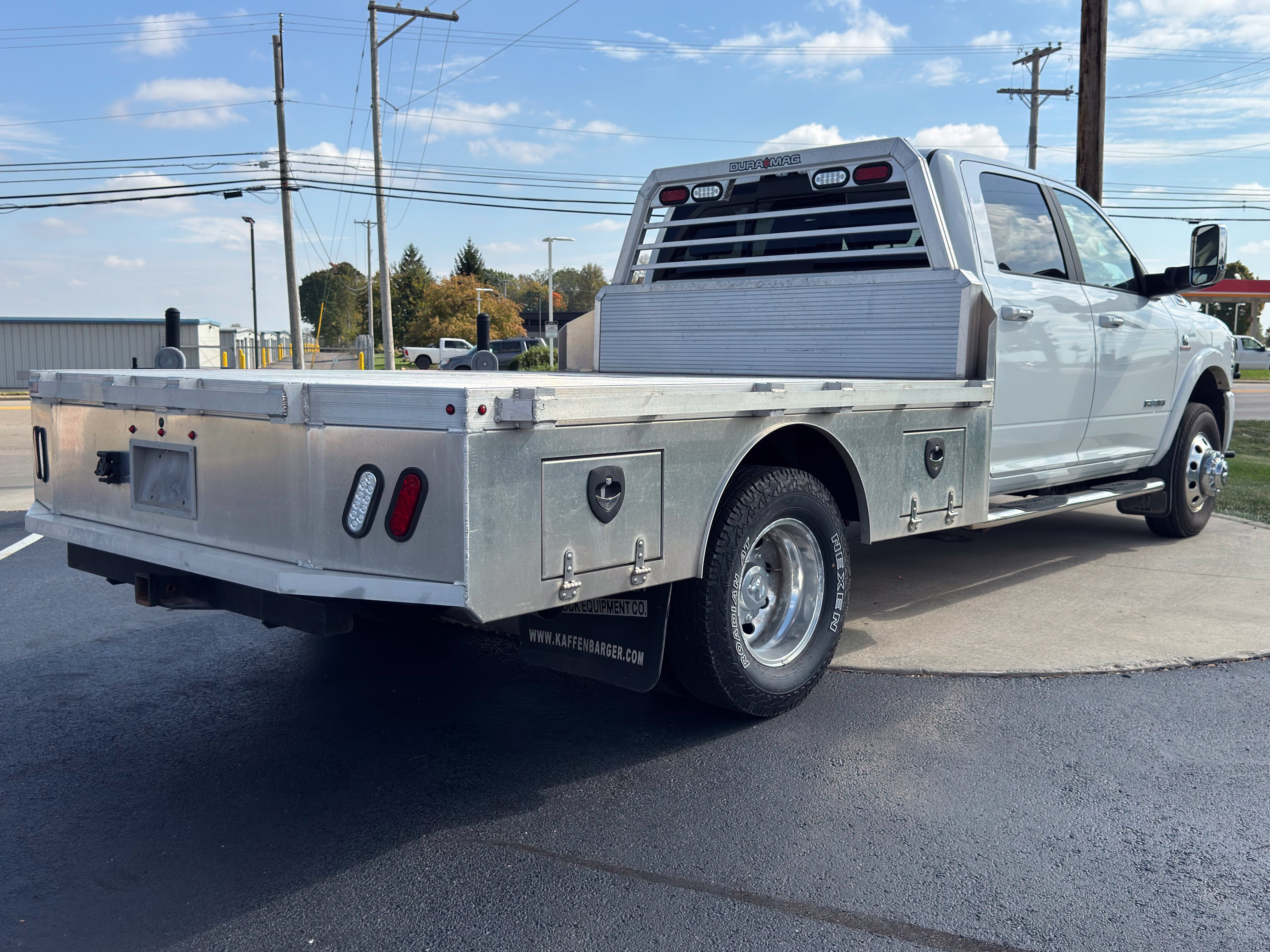 Used 2022 RAM 3500 Laramie AWD/4WD image 7