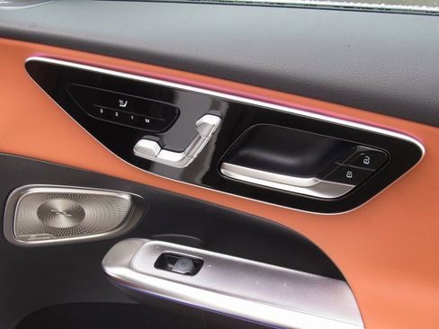 New 2026 Mercedes-Benz GLC 300 4MATIC image 21