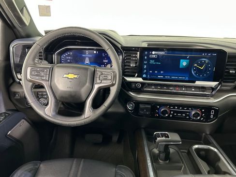 Used 2023 Chevrolet Silverado 1500 High Country w/ Technology Package image 21