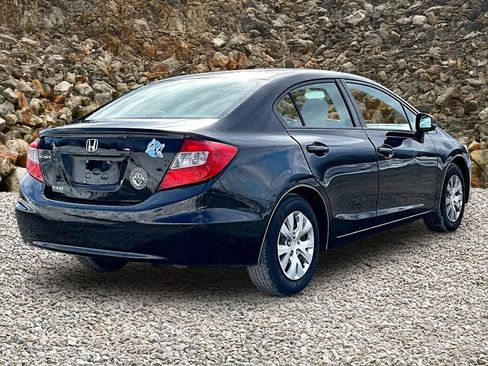 Used 2012 Honda Civic LX image 2