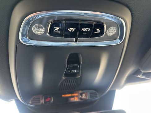 Used 2020 Volvo XC90 T6 R-Design w/ Protection Package Premier image 34