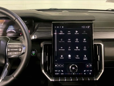 Used 2025 GMC Acadia Elevation FWD image 6