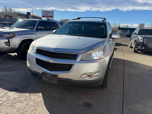 Used 2011 Chevrolet Traverse LT w/ All-Star Package image 3